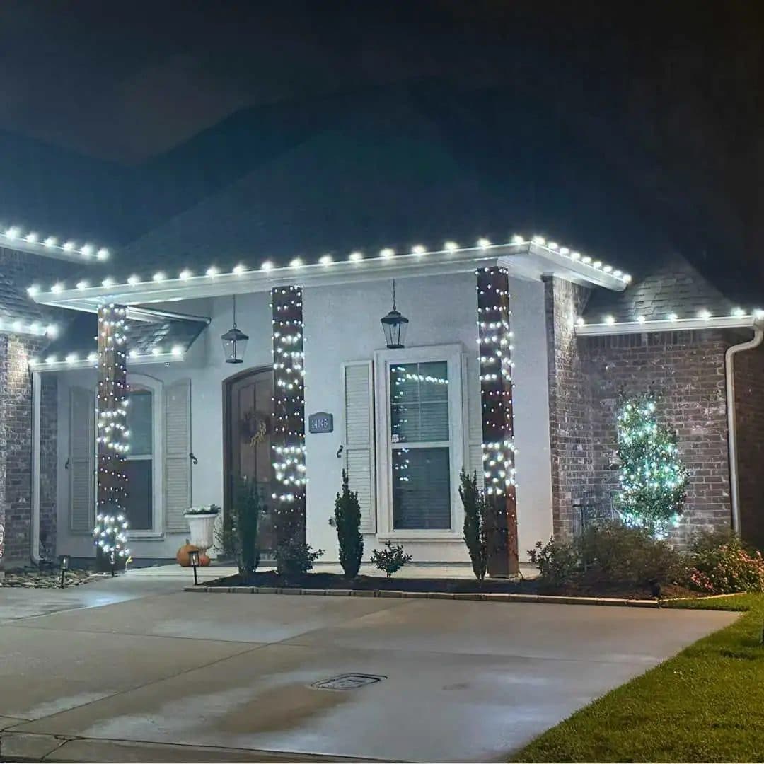Christmas lights installed by Hernandez Lawnscape on a Baton Rouge home, photo 5