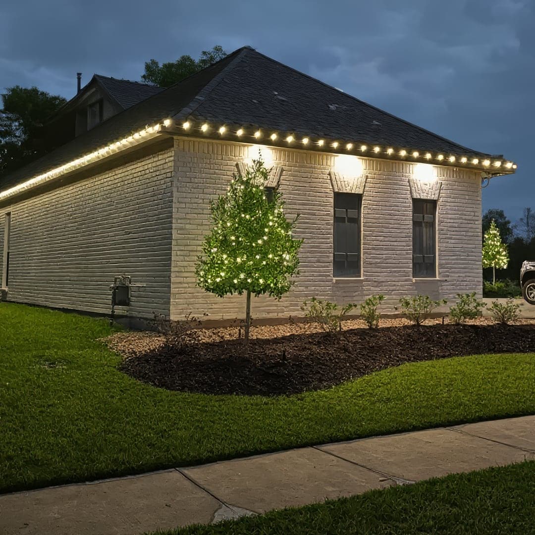 Christmas lights installed by Hernandez Lawnscape on a Baton Rouge home, photo 6