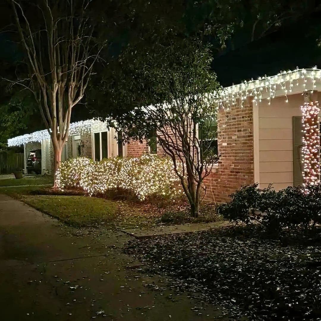 Christmas lights installed by Hernandez Lawnscape on a Baton Rouge home, photo 12